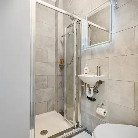 Putney Thames Garden Flat Appartement Londen Buitenkant foto