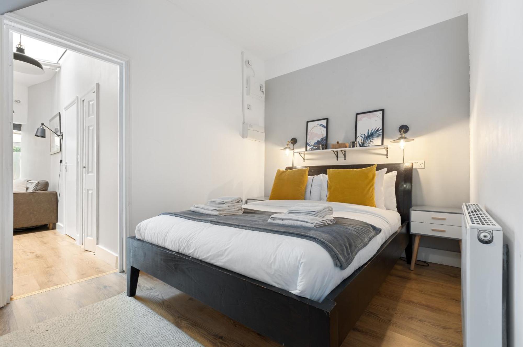 Putney Thames Garden Flat * Londen