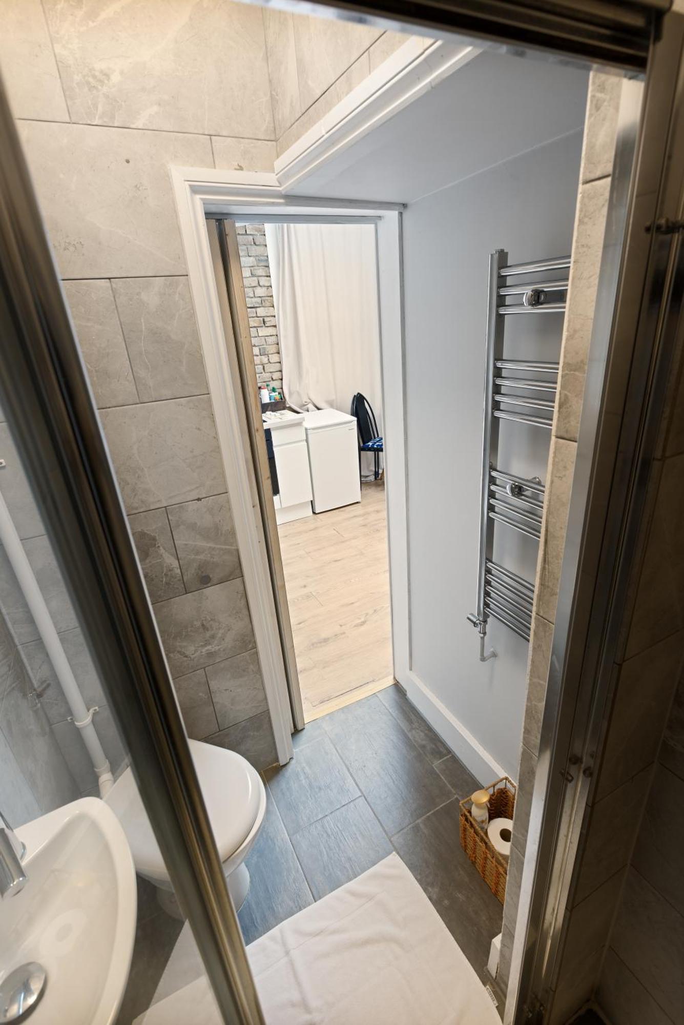 Putney Thames Garden Flat * Londen